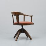 519700 Swivel chair